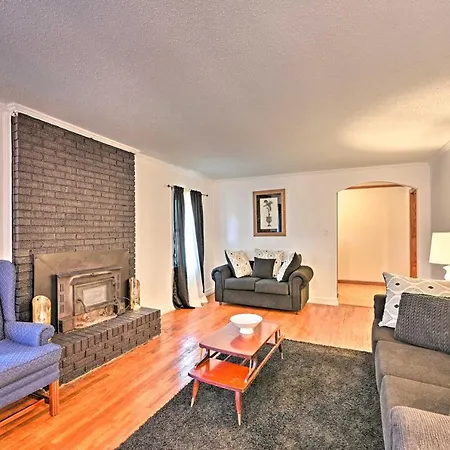 Blounts Creek House With Yard - Pets Welcome!